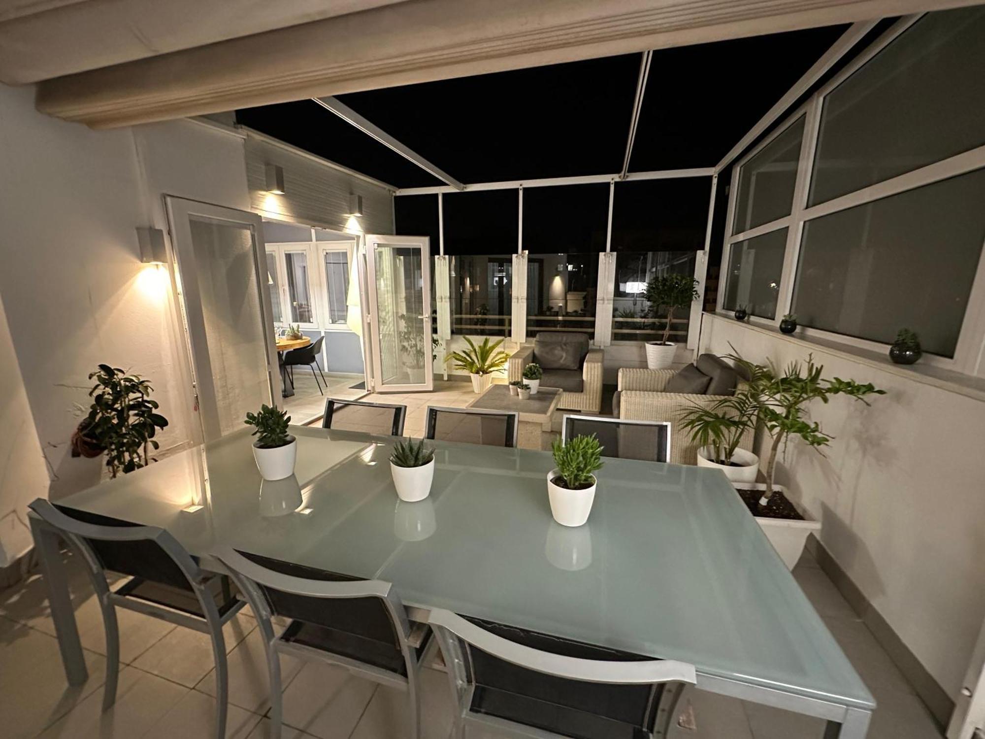 The Penthouse Apartment อัลเมรีอา ภายนอก รูปภาพ