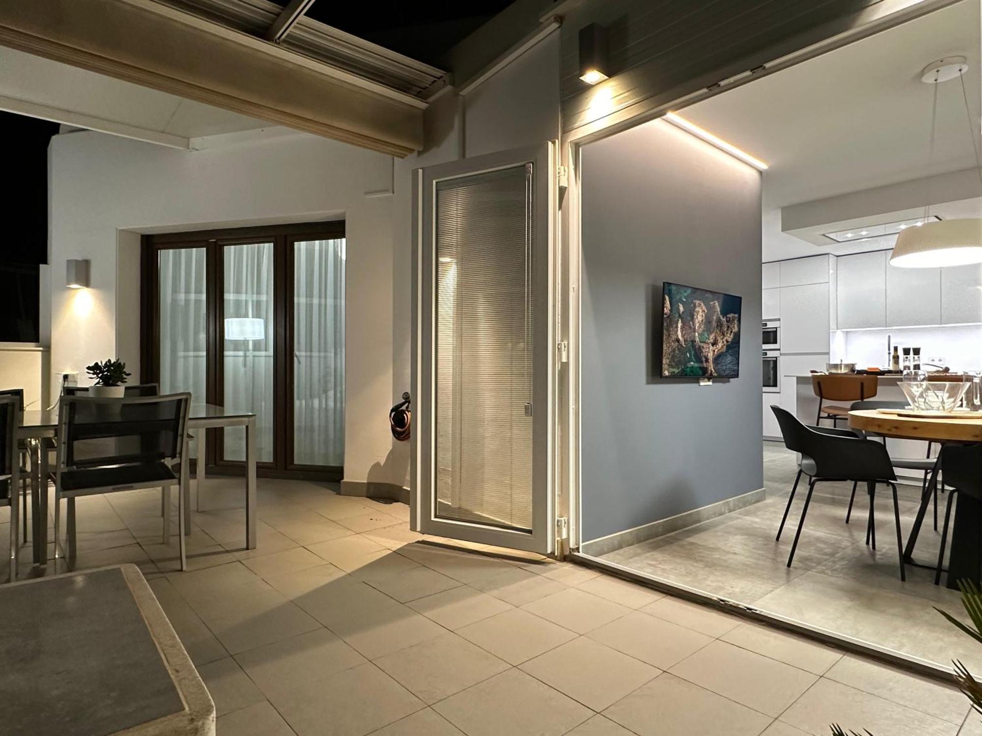 The Penthouse Apartment อัลเมรีอา ภายนอก รูปภาพ