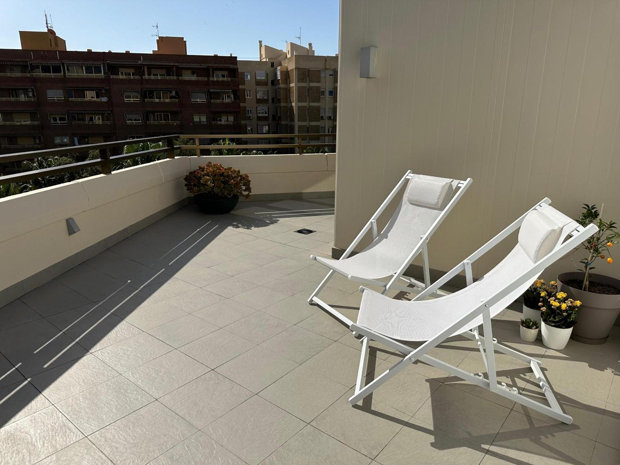 The Penthouse Apartment อัลเมรีอา ภายนอก รูปภาพ