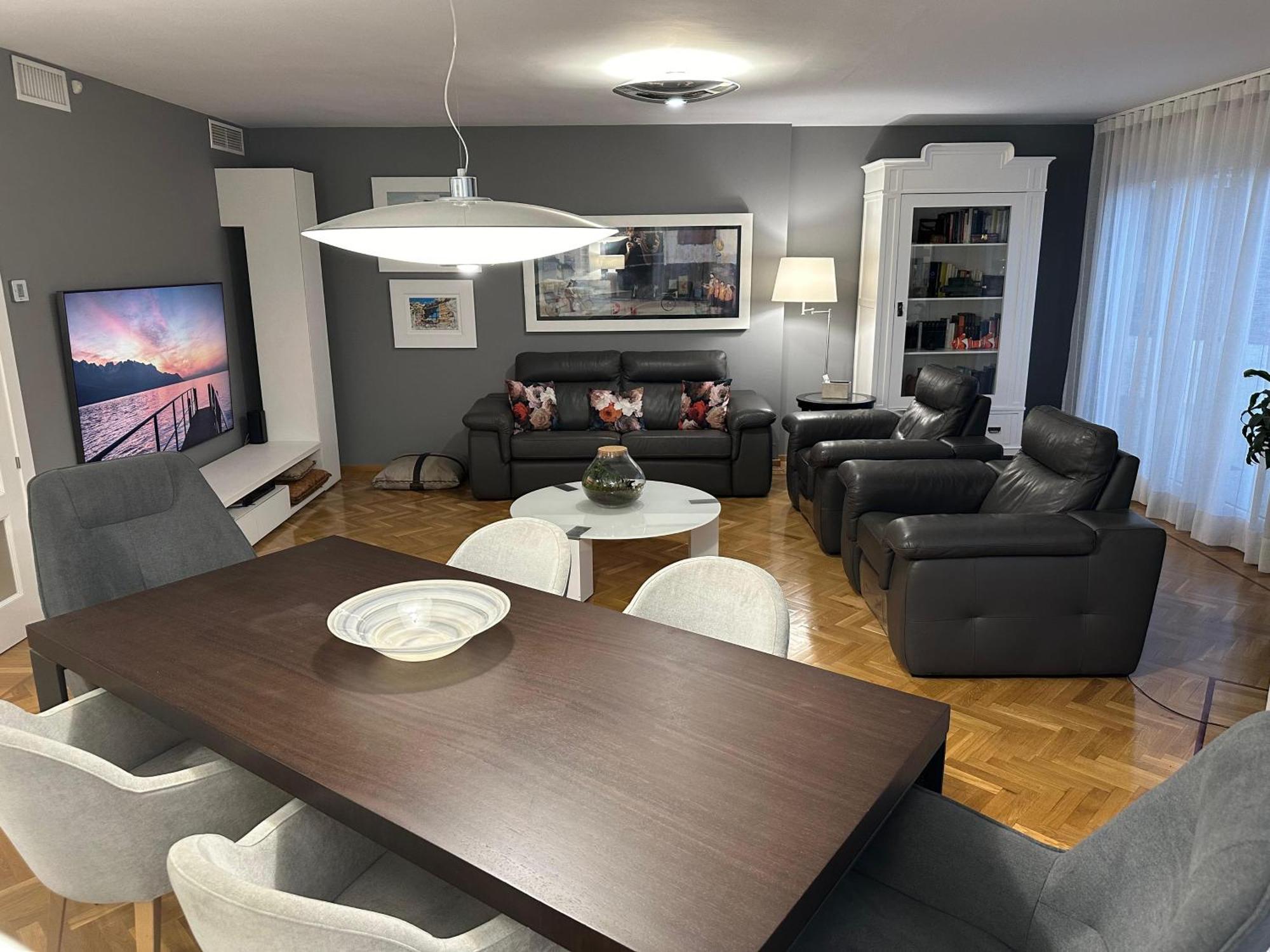 The Penthouse Apartment อัลเมรีอา ภายนอก รูปภาพ