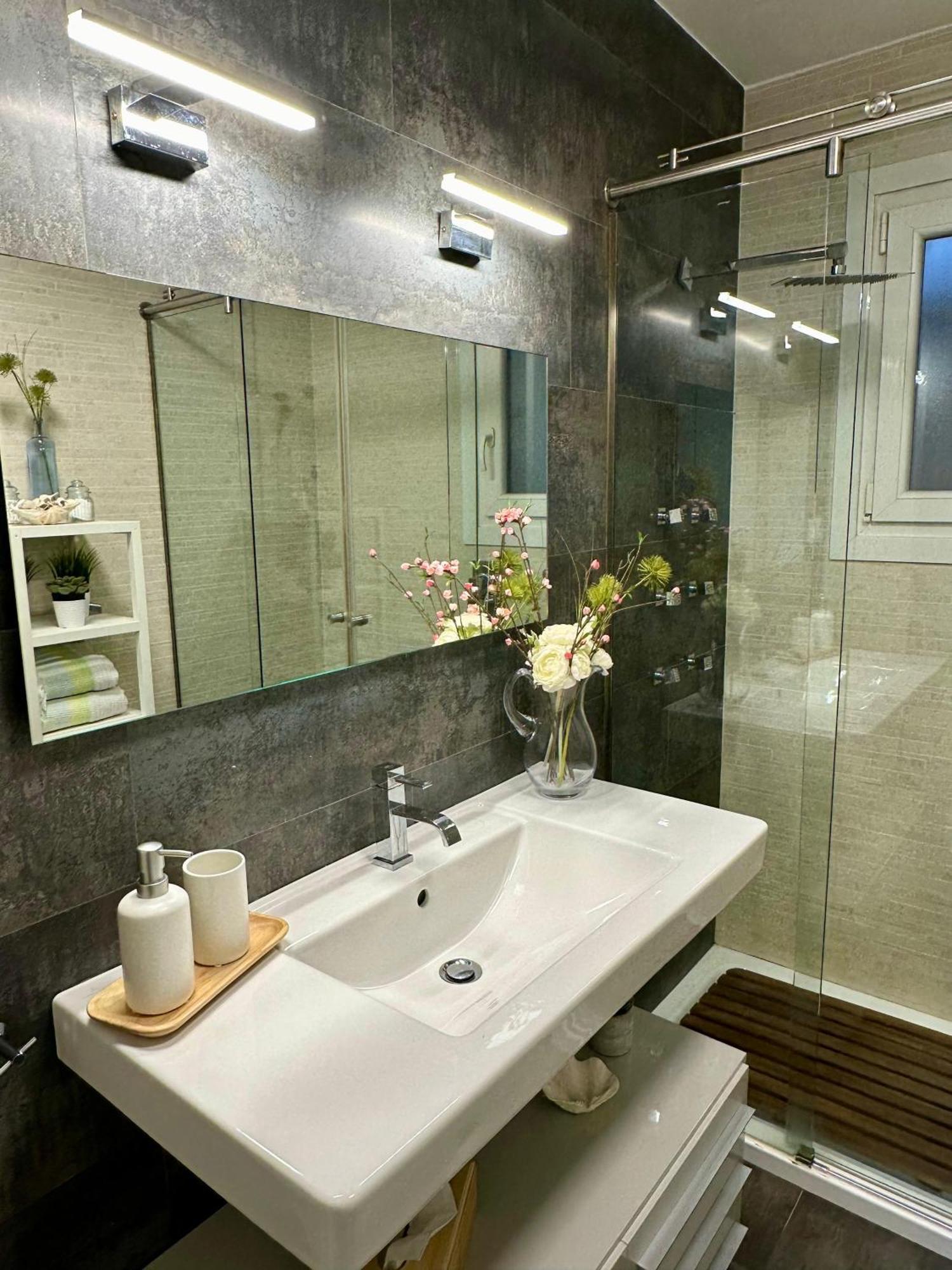 The Penthouse Apartment อัลเมรีอา ภายนอก รูปภาพ